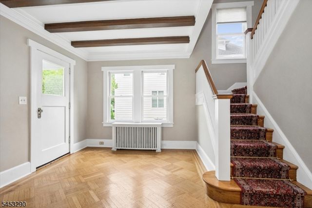 30 Rodney St, Glen Rock Boro, NJ 07452