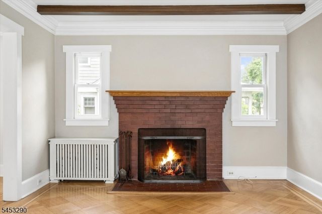 30 Rodney St, Glen Rock Boro, NJ 07452