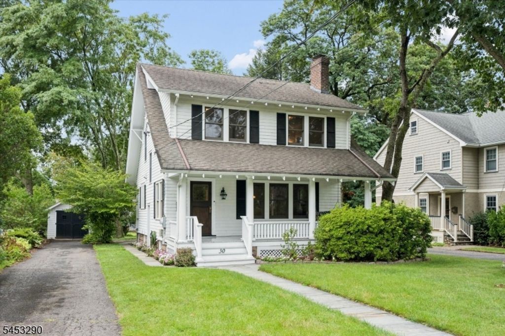 30 Rodney St, Glen Rock Boro, NJ 07452