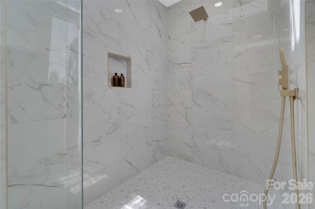 9438 Valley Road, Charlotte, NC 28270