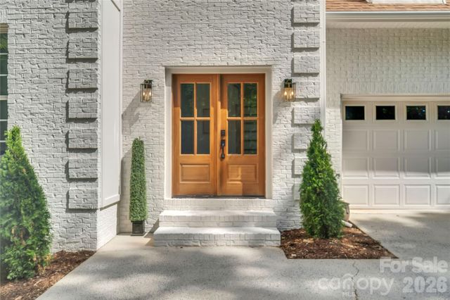 9438 Valley Road, Charlotte, NC 28270