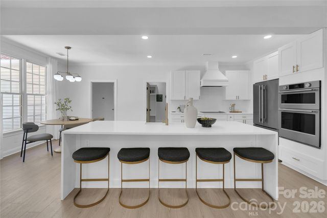 9438 Valley Road, Charlotte, NC 28270