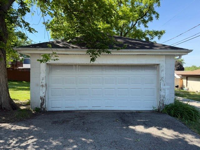 700 Mccarthy Street, Lemont, IL 60439