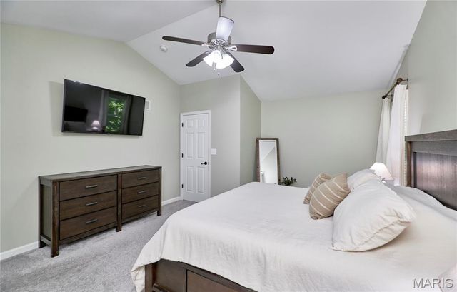 2062 Great Oaks Valley Drive, Wentzville, MO 63385