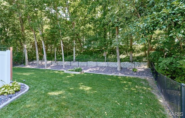 2062 Great Oaks Valley Drive, Wentzville, MO 63385