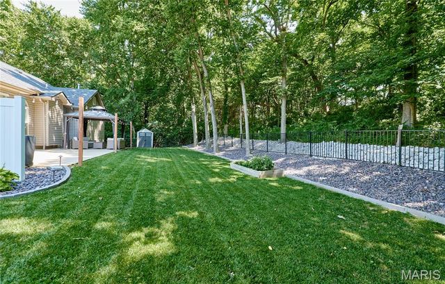 2062 Great Oaks Valley Drive, Wentzville, MO 63385