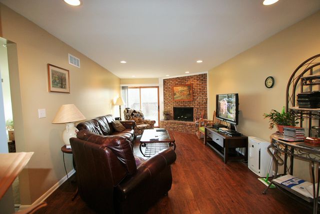 22987 W 13 Mile Road, Beverly Hills, MI 48025