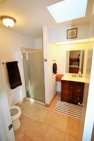 22987 W 13 Mile Road, Beverly Hills, MI 48025