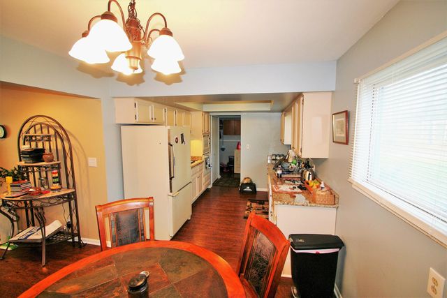 22987 W 13 Mile Road, Beverly Hills, MI 48025