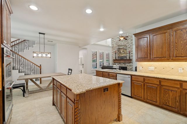 10325 Fire Ridge Drive, Frisco, TX 75033