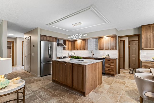 71 Marcin Hill, Burnsville, MN 55337