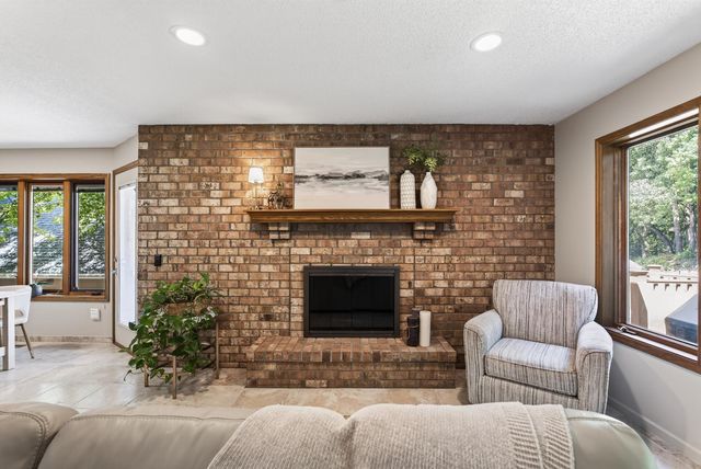 71 Marcin Hill, Burnsville, MN 55337