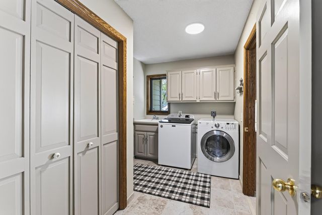 71 Marcin Hill, Burnsville, MN 55337