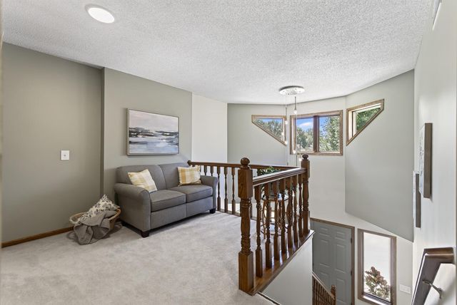 71 Marcin Hill, Burnsville, MN 55337
