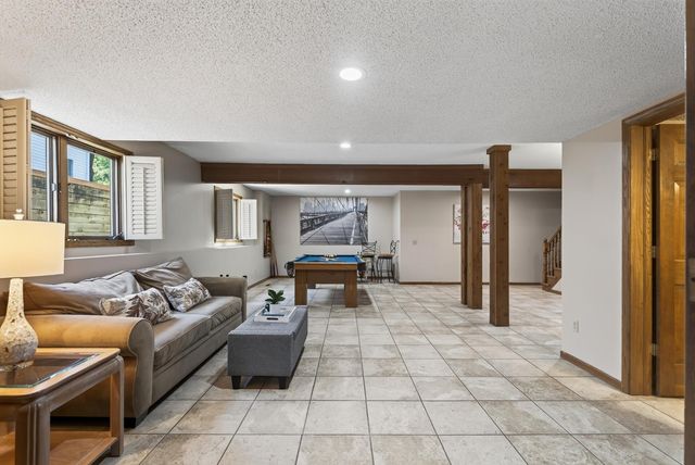 71 Marcin Hill, Burnsville, MN 55337