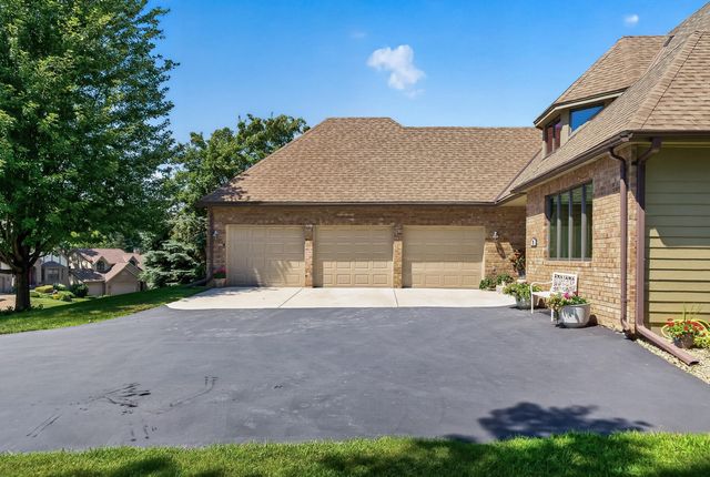 71 Marcin Hill, Burnsville, MN 55337