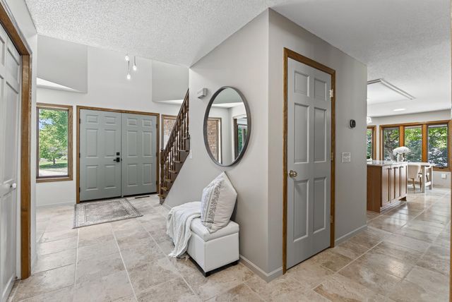 71 Marcin Hill, Burnsville, MN 55337