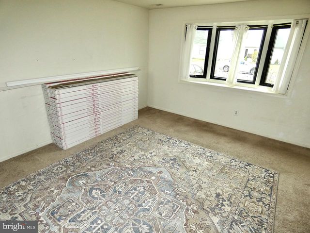 5 ACAPELLA CT, Newark, DE 19713