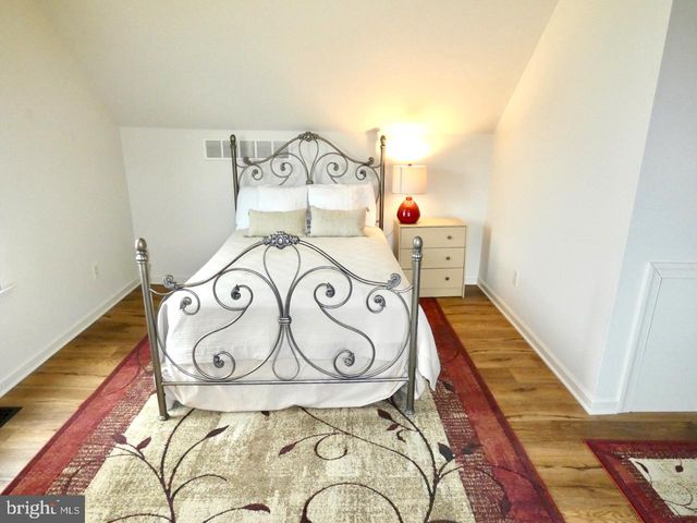 5 ACAPELLA CT, Newark, DE 19713