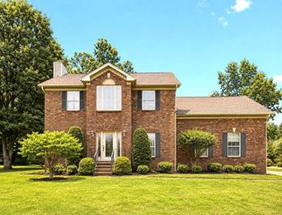 1402 Tasmania Ct, Mount Juliet, TN 37122