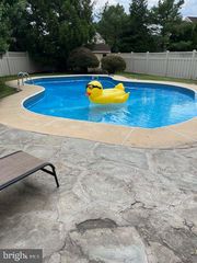 133 LUCERNE BLVD, Cherry Hill, NJ 08003