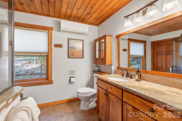965 Grandview Peaks Drive, Nebo, NC 28761