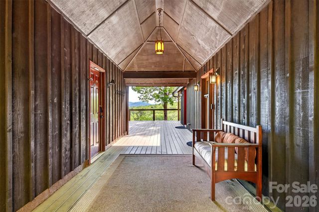 965 Grandview Peaks Drive, Nebo, NC 28761