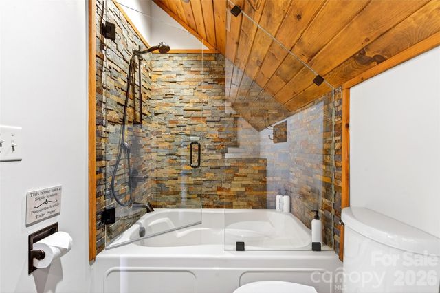965 Grandview Peaks Drive, Nebo, NC 28761