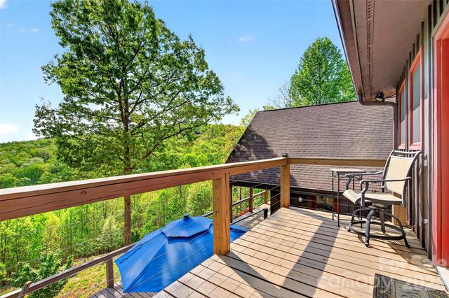 965 Grandview Peaks Drive, Nebo, NC 28761