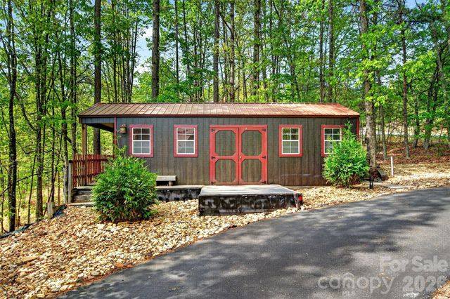 965 Grandview Peaks Drive, Nebo, NC 28761