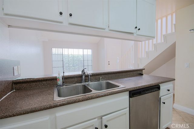 8065 Presidential Way, Midway City, CA 92655