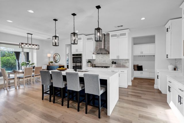 175 BITTERSWEET Trail, Weatherford, TX 76088