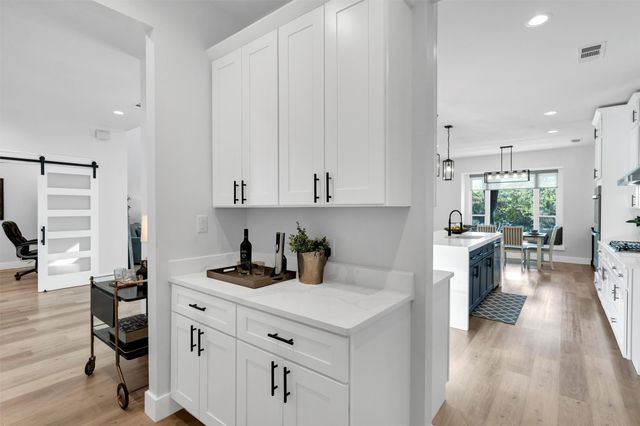 175 BITTERSWEET Trail, Weatherford, TX 76088