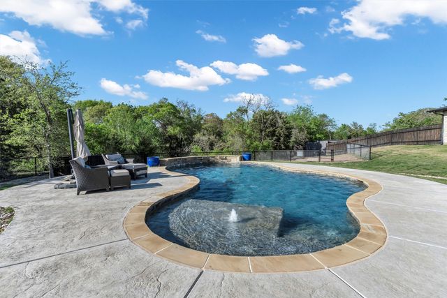 175 BITTERSWEET Trail, Weatherford, TX 76088