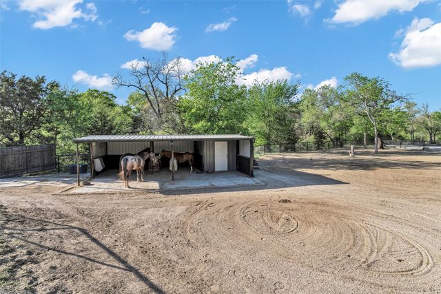 175 BITTERSWEET Trail, Weatherford, TX 76088