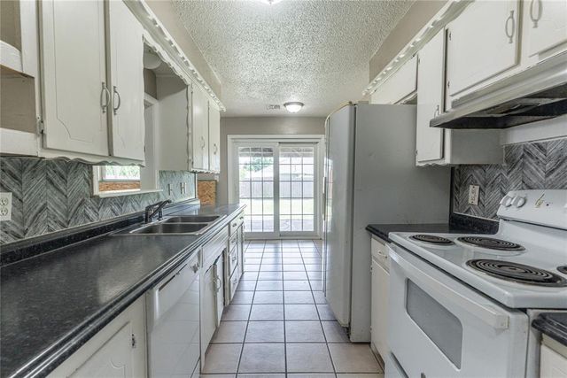 1512 SW 77th Terrace, Oklahoma City, OK 73159