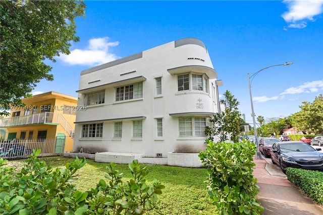 810 7th St 102, Miami Beach, FL 33139