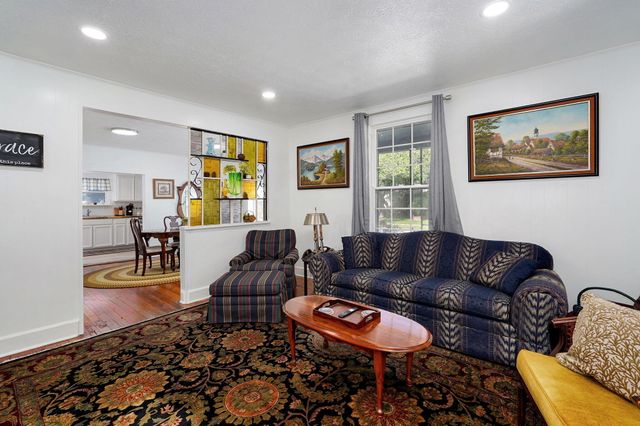 1462 E Mcdaniel Street, Springfield, MO 65802