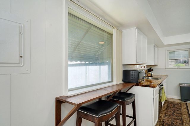 1462 E Mcdaniel Street, Springfield, MO 65802