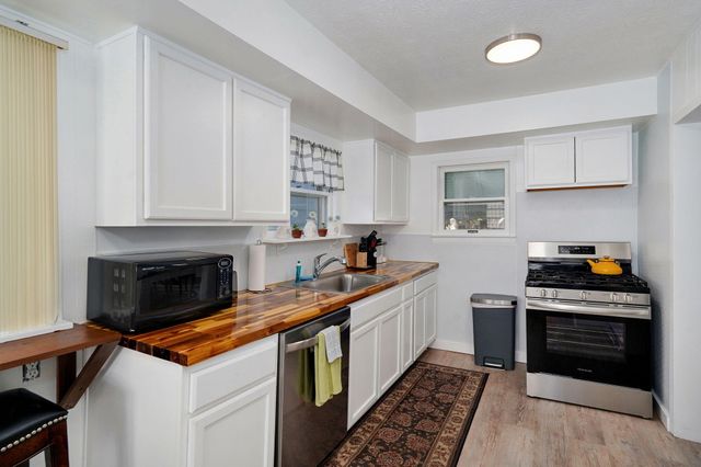 1462 E Mcdaniel Street, Springfield, MO 65802