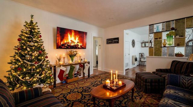 1462 E Mcdaniel Street, Springfield, MO 65802