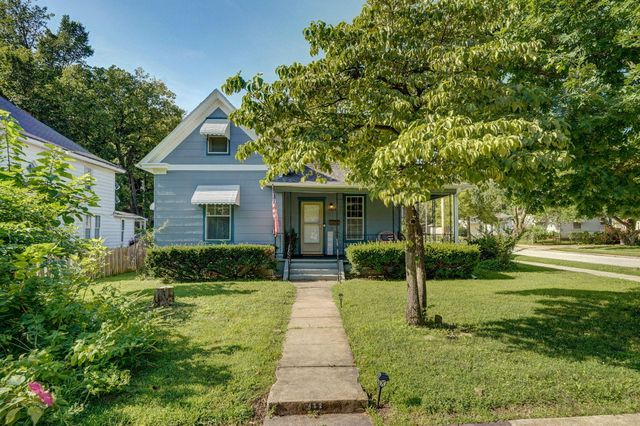 1462 E Mcdaniel Street, Springfield, MO 65802