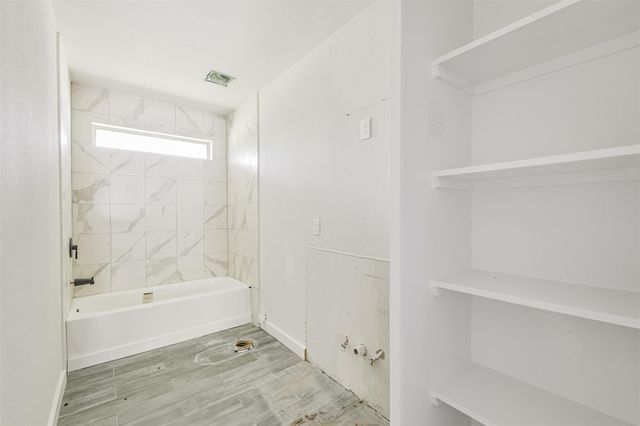 209 Leago Street, Houston, TX 77022