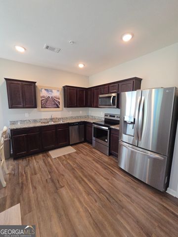 1603 Larkspur Trail, Conyers, GA 30012