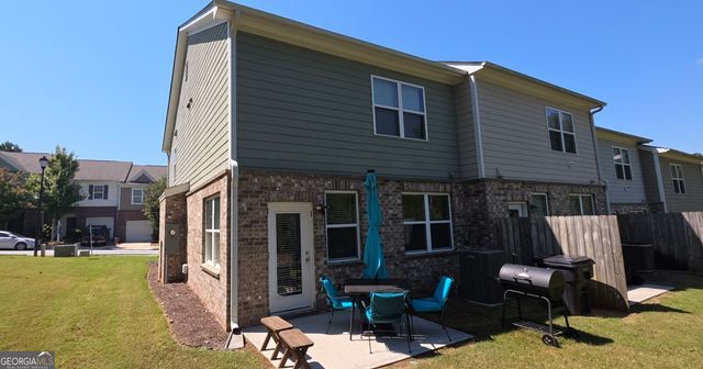 1603 Larkspur Trail, Conyers, GA 30012