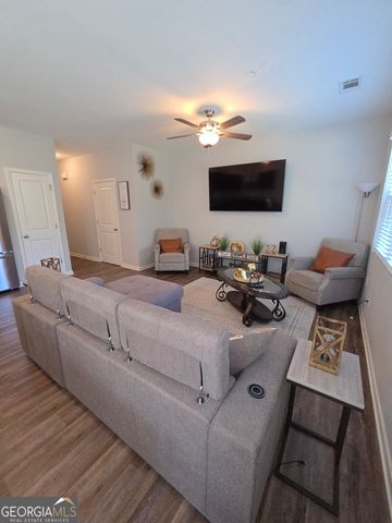 1603 Larkspur Trail, Conyers, GA 30012