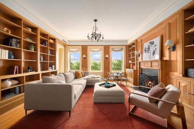 41 Riverside Drive, New York City, NY 10023