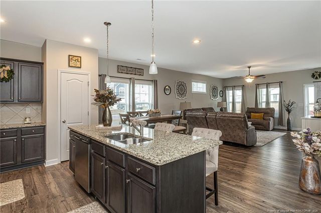 115 Verdmont Drive, Raeford, NC 28376