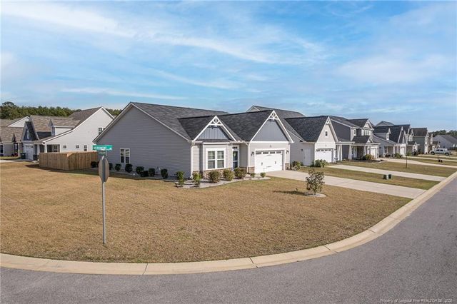 115 Verdmont Drive, Raeford, NC 28376