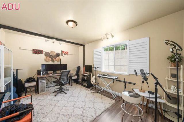 818 W Bonnie Brae Court, Ontario, CA 91762
